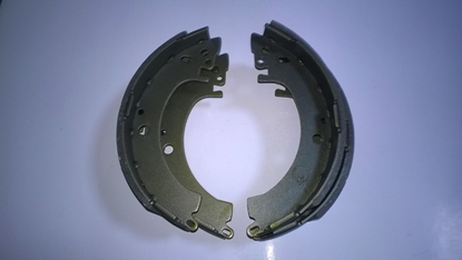 Picture of Brake Shoes Rear Axle Set Fits "V" Series Models