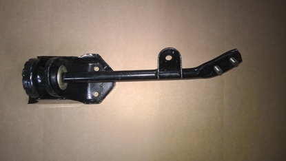 Picture of Right Front Tie Arm And Bracket Assembly.