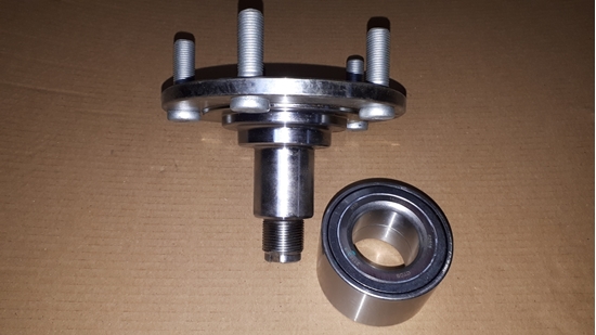 Picture of Left/Right Front Wheel Bearing Flange C35/C37 Models