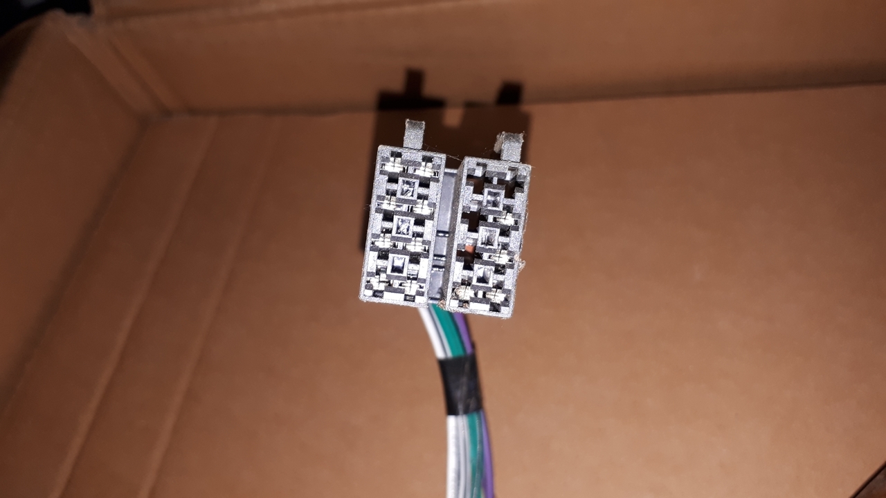 DFSK Parts Limited. Radio Harness Adapter